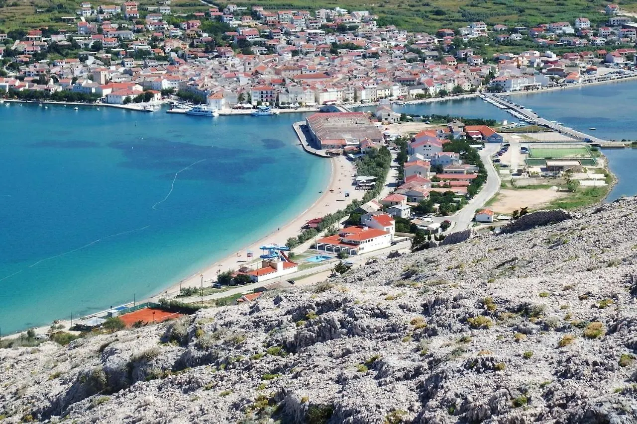 Cosy Apartment In Pag / 26 M² / Sea View Pag Town