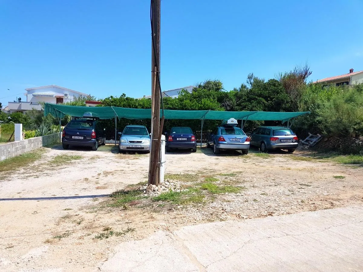 Cosy Apartment In Pag / 26 M² / Sea View Pag Town